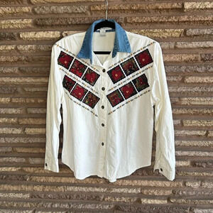 Jane Ashley Vintage 90s Embroidered Cottagecore Hearts Flowers Shirt